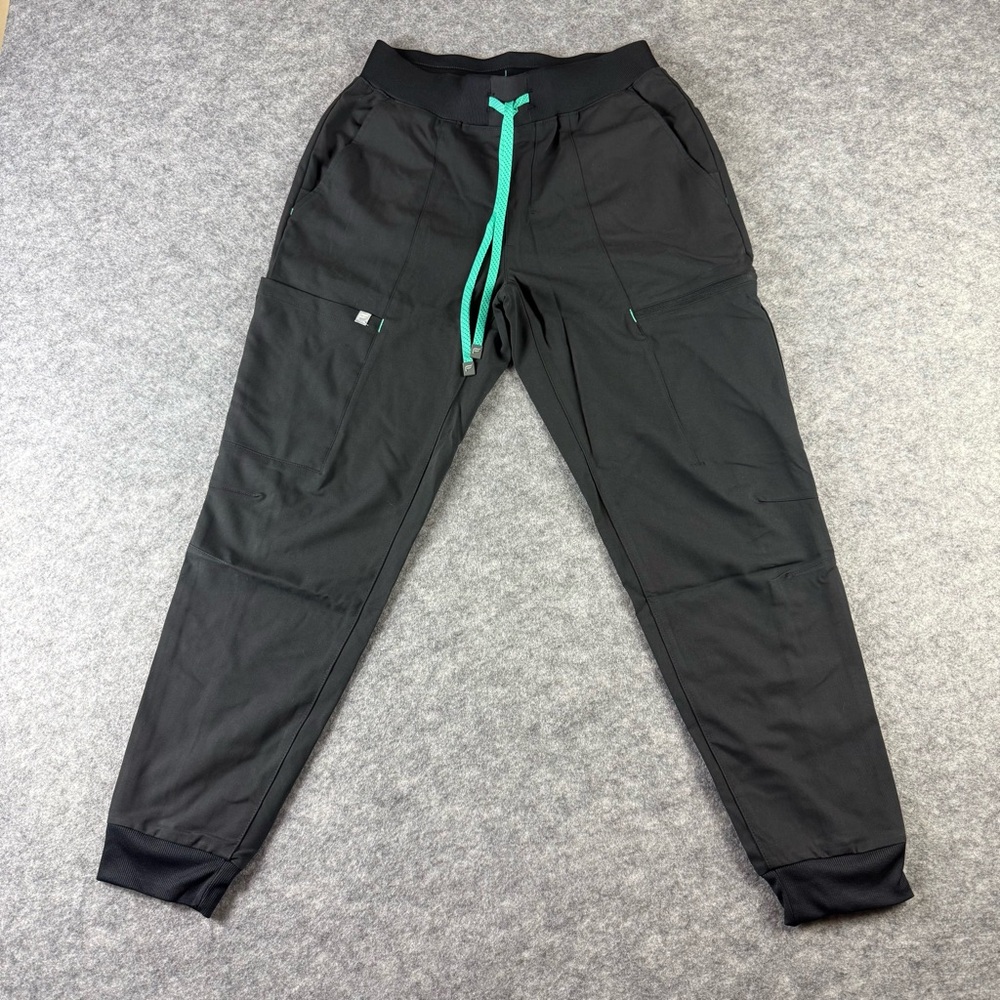 FABLETICS FEEL GOOD PERFORMANCE SCRUBS CUFFED ANK… - image 1